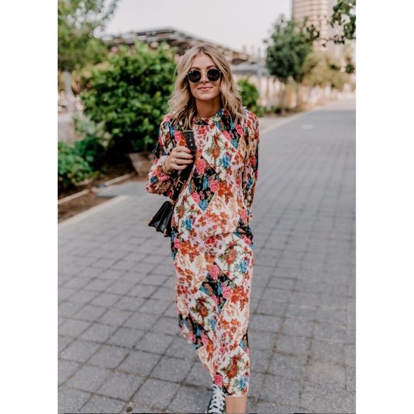 Anthropologie Dresses & Skirts - Anthropologie Pleated Midi Dress Size XS